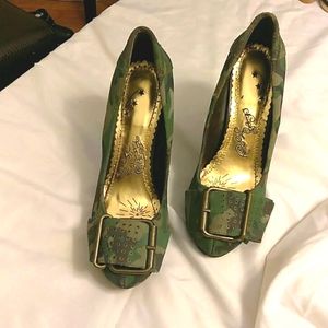 Naughty monkey shoes